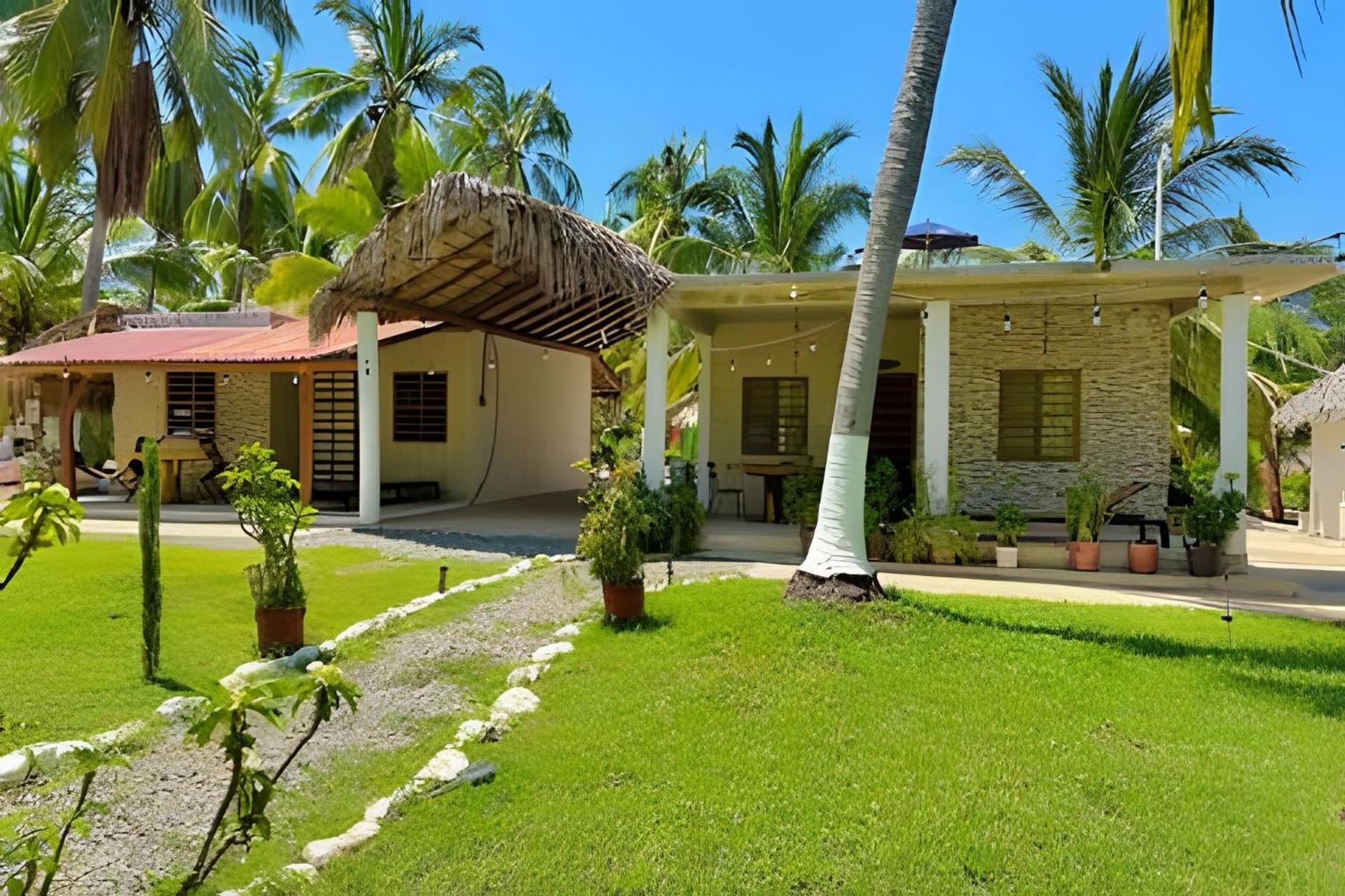 Casa Las Palmas Playa La Saladita Zihuatanejo Esterno foto