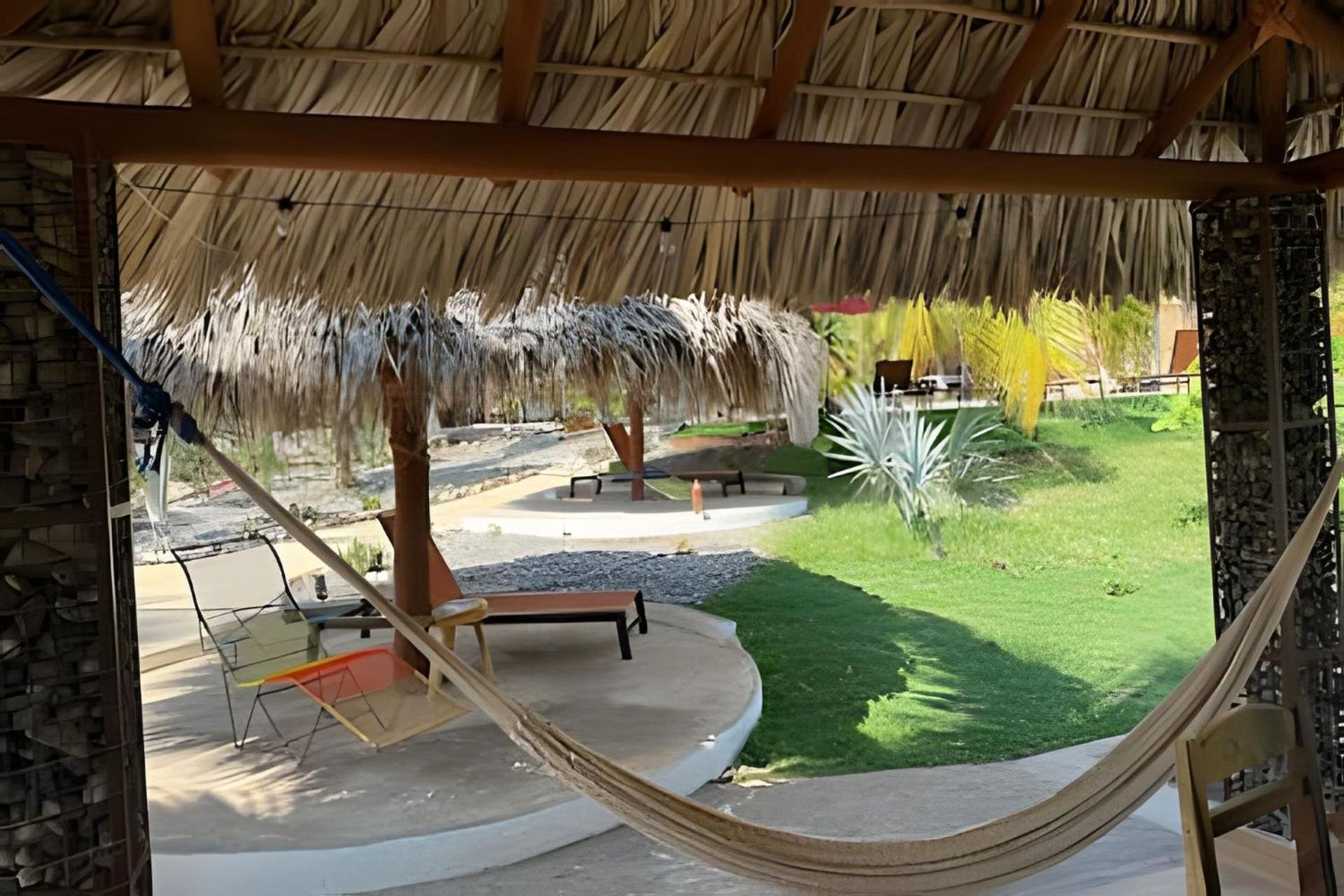 Casa Las Palmas Playa La Saladita Zihuatanejo Esterno foto