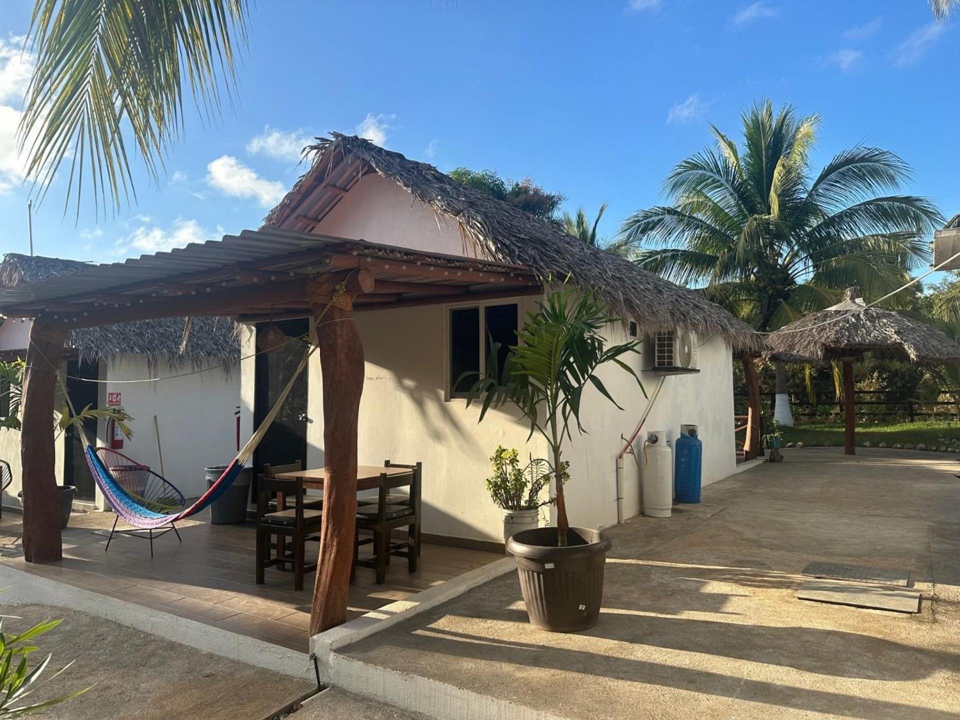 Casa Las Palmas Playa La Saladita Zihuatanejo Esterno foto